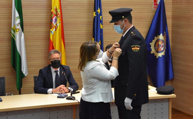 Celebración del Día de la Policía con tres condecoraciones de la Orden al Mérito Policial