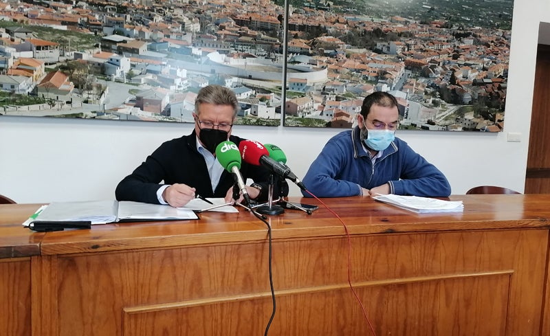 El PSOE aprueba en solitario la subida del precio-hora del servicio de ayuda a domicilio