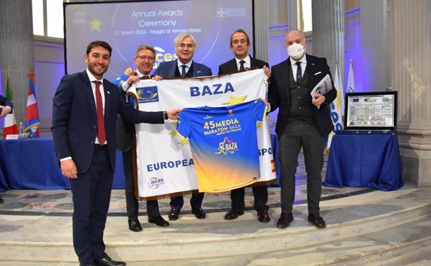 Baza recoge en Turín los distintivos como Ciudad Europea del Deporte 2022