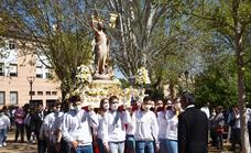 La procesión del Resucitado cierra de forma brillante la Semana Santa en Baza