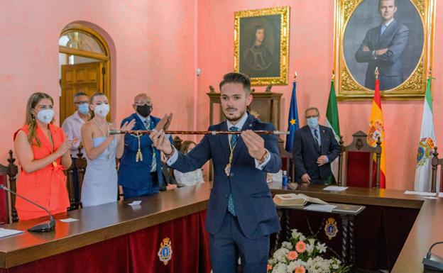 El alcalde de Huéscar y resto de concejales de su grupo dejan Ciudadanos
