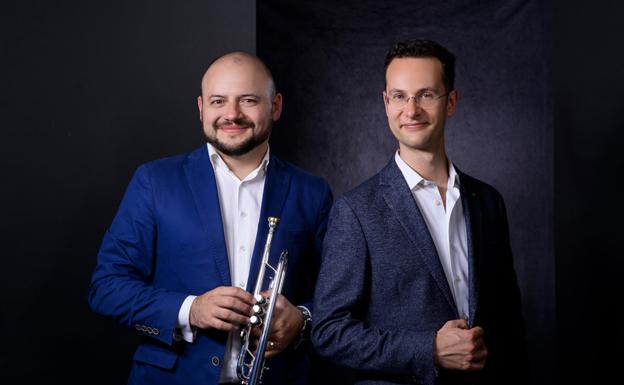 Llega a Baza «Canciones y estampas. Dos Orillas» con Alexis Morales y Calio Alonso