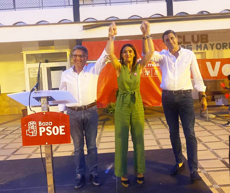 Olga Manzano, pide el voto para el PSOE de Juan Espadas frente a la indolencia del PP para con Baza y comarca