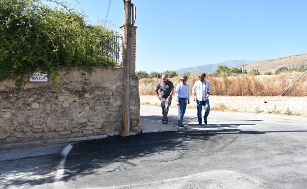 El Ayuntamiento de Baza parchea una veintena de calles