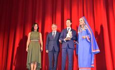 Calio Alonso suma su nombre a la familia de los distinguidos con el Premio Dama de Baza a la Cultura