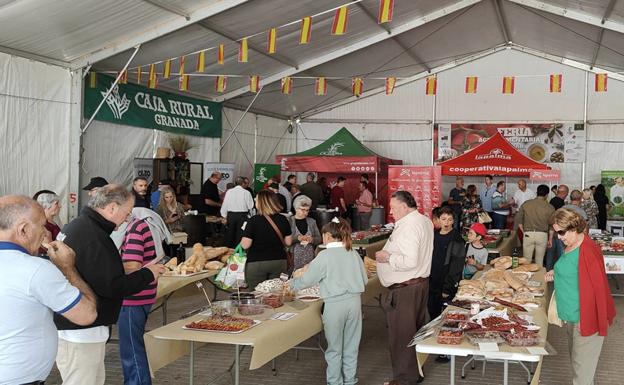 La II Feria Agroalimentaria evidencia el potencial agrícola de Zújar