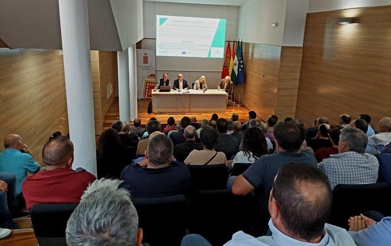 La Consejería de Agricultura mantiene una reunión informativa sobre la Viruela Ovina-Caprina