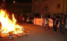 Baza celebra esta noche las tradicionales hogueras de Santa Lucía