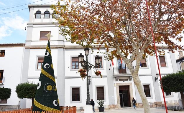 La Navidad cuenta en Baza con un Plan de Comercio Seguro