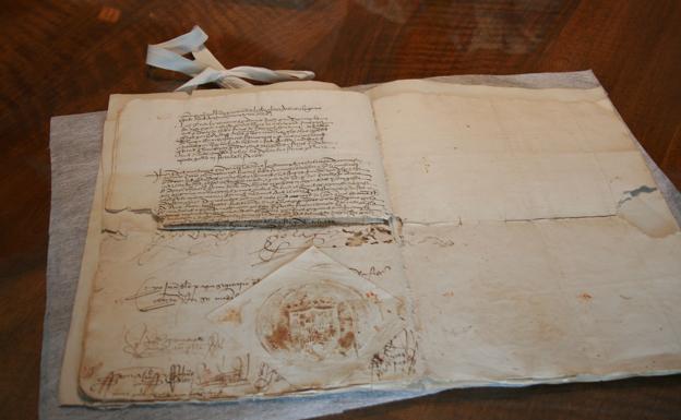Última hoja del Fuero Nuevo de Baza, firmado por los Reyes Católicos en 1494