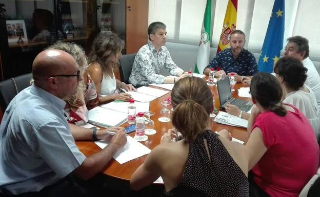 La Junta incentiva con 946.000 euros un proyecto de fabricación y distribución de envases de cartón