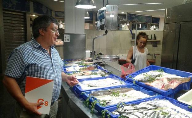 Ciudadanos se queja del «abandono» que sufre el Mercado de Abastos