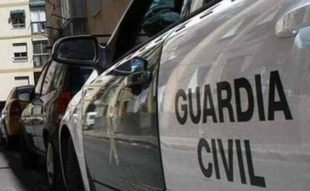 Detenido un menor en El Ejido por robar con una banda en centros escolares y viviendas de Burgos