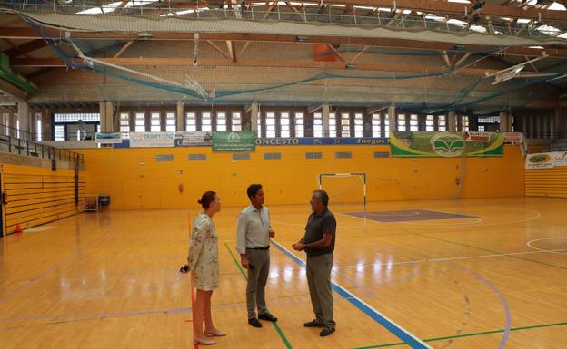 Arranca la renovación de la cubierta del Pabellón con un presupuesto de 45.000 euros
