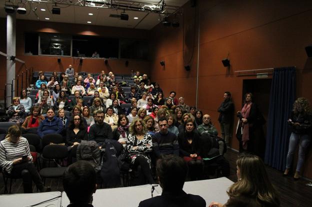 Más de cien mujeres ejidenses comparten experiencias vitales