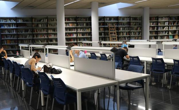 La Biblioteca de El Ejido amplía su jornada a 12 horas de lunes a viernes