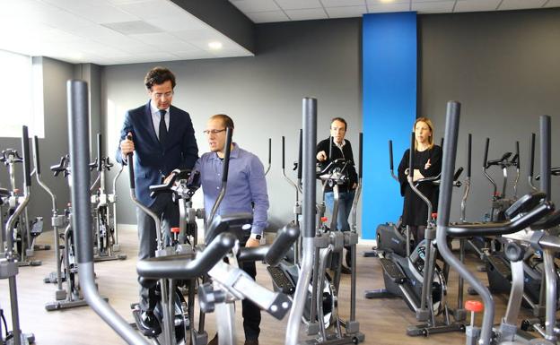 El mayor complejo deportivo del Poniente amplía sus instalaciones y su oferta de actividades