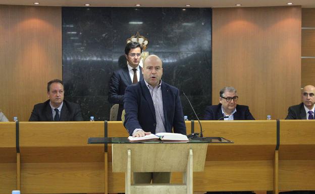 Jesús Parrilla toma posesión como nuevo concejal del grupo municipal socialista