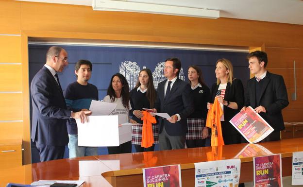 El SEK Alborán presenta su carrera solidaria Run For Siyakula