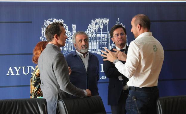 El Ayuntamiento pone en marcha un plan biológico de parques y jardines