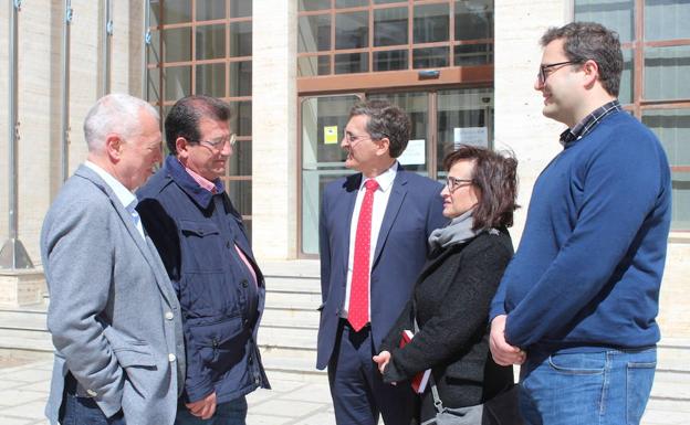 El PSOE critica que el gobierno de España dé la espalda a El Ejido en los presupuestos