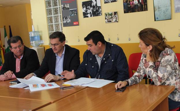 El Psoe pide ampliar la rebaja fiscal al pepino y al pimiento