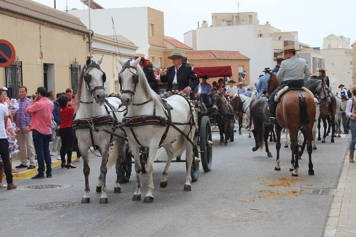 Música, risas y buen ambiente en la procesión romería de San Marcos en El Ejido