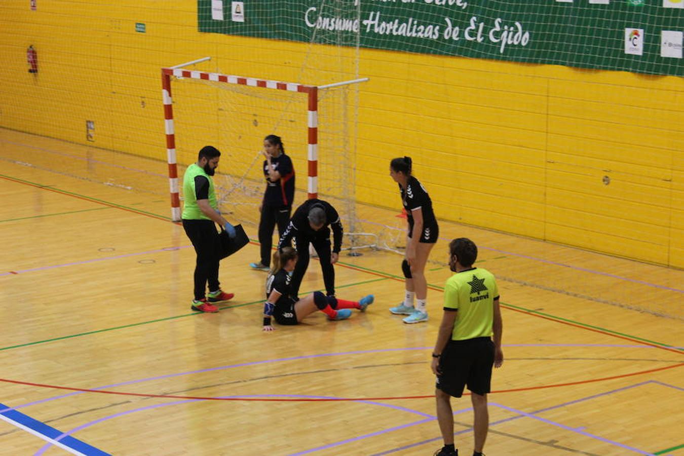 Mañana intensa de partidos en el campeonato Cadeba de balonmano 2018 en El Ejido