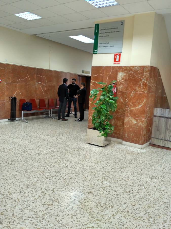 El alcalde de El Ejido acepta las disculpas de su agresor