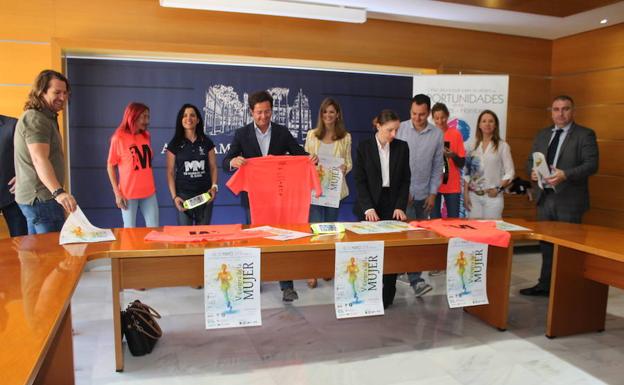 Las féminas se convierten en protagonistas este domingo en la V Carrera de la Mujer