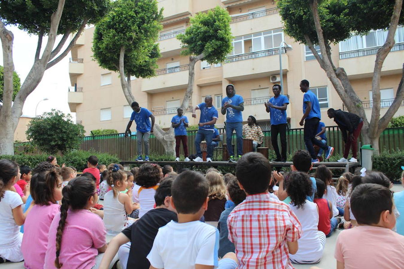 Cepaim lleva al Gabriela Mistral la música de percusión africana