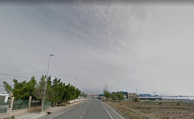 Cuatro heridos en una colisión entre un turismo y una furgoneta en El Ejido