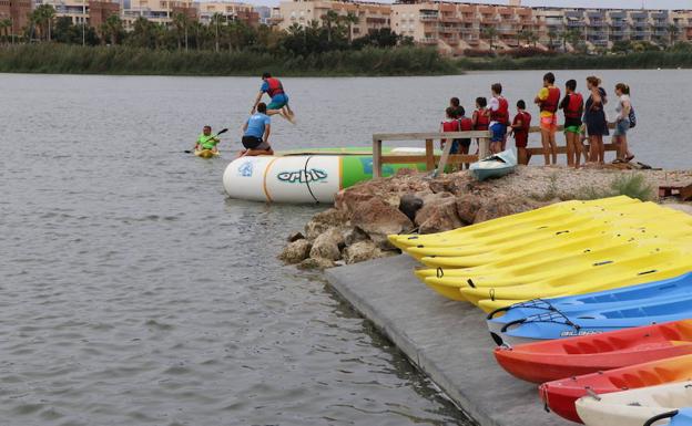 El núcleo de Almerimar vivirá su Semana Azul con una amplia variedad de actividades naúticas y golf