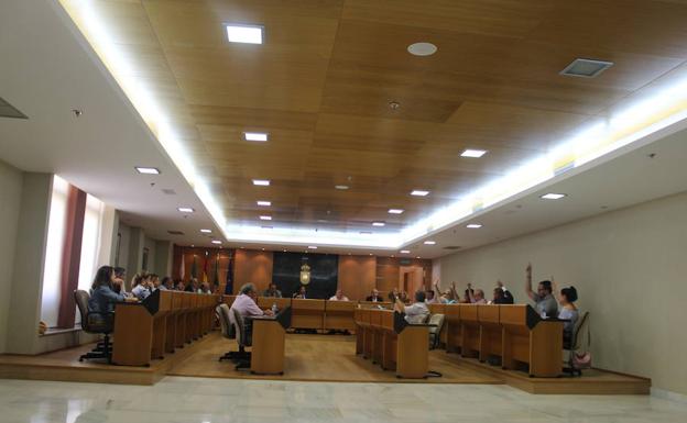 El Pleno aprueba de manera definitiva la subida del recibo del agua un 30%
