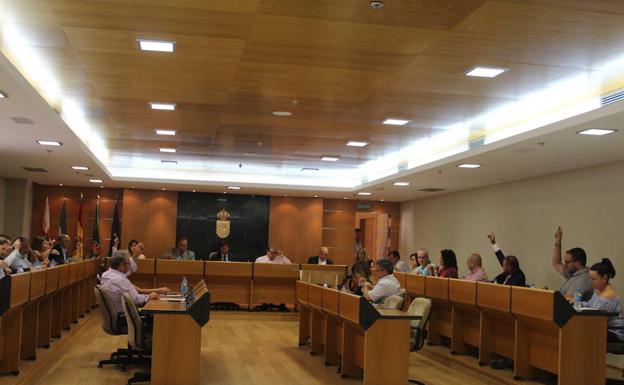 El Ayuntamiento inicia la licitación del contrato de servicios de ayuda a domicilio para el municipio