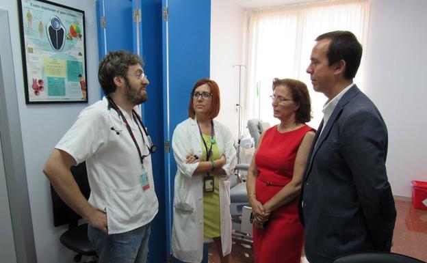 El Poniente atiende más de 3.000 consultas de Nefrología en un año