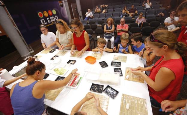 Taller de sushi en Almería Gourmet