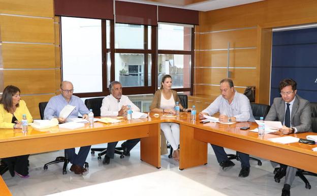 El Ayuntamiento mejorará la zona infantil del parque Francisco Navarrete