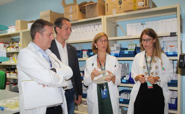 El Hospital de Poniente pone en marcha una App para mejorar el uso de medicamentos en Urgencias