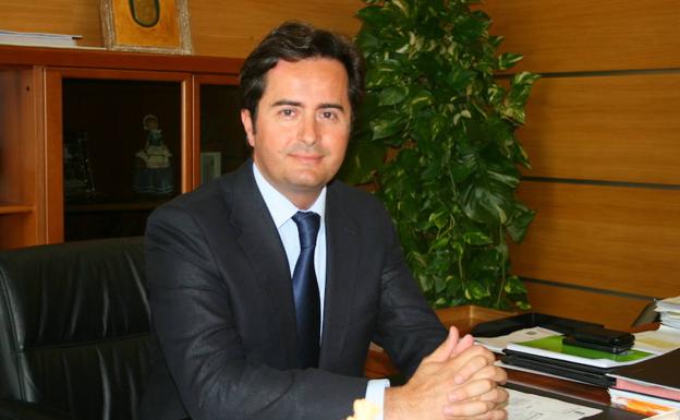 El alcalde insiste en la necesidad de incrementar la tasa de reposición de Policía Local