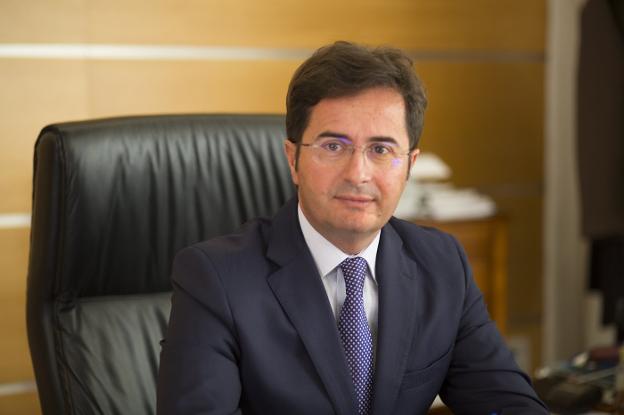 «Estas dos legislaturas han sido para poner orden en lo económico»