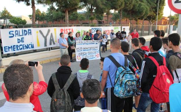 El AMPA del colegio de San Agustín pide solución a las deficiencias del centro