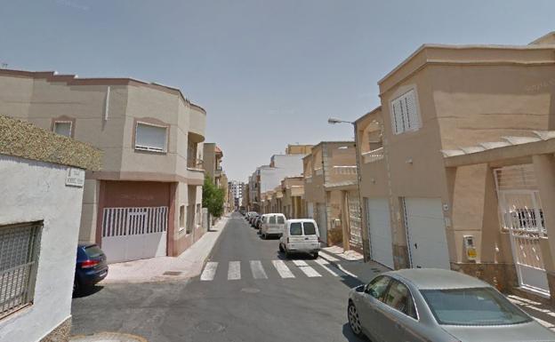 Heridos tres mujeres y un varón tras la colisión de dos vehículos en El Ejido