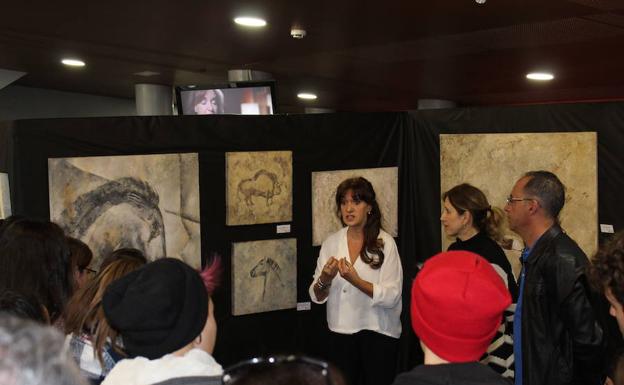 La muestra El arte en las Cuevas llega al Auditorio de El Ejido