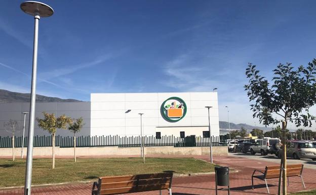 Mercadona lleva su nuevo modelo de tienda eficiente a los municipios de El Ejido y Adra
