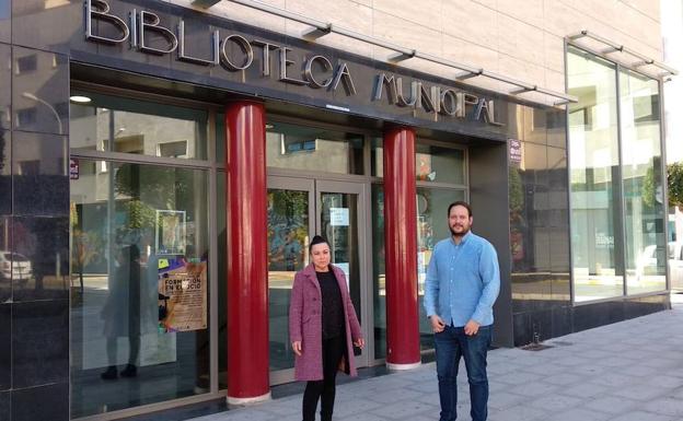 IU El Ejido pide explicaciones por el cierre de la Biblioteca en Nochebuena