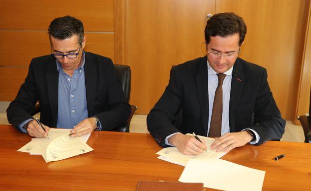 El Consistorio y el Colegio de Dentistas de Almería fomentan la salud bucodental