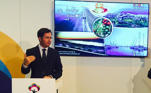 El Ayuntamiento promocionará el Festival de Teatro en la Feria de Turismo Fitur