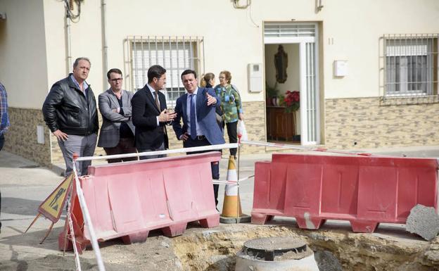 Diputación y Ayuntamiento invierten en mejoras para el núcleo de Santo Domingo