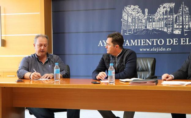 El gobierno local mejorará los caminos rurales de Aldenor y Los Majales I